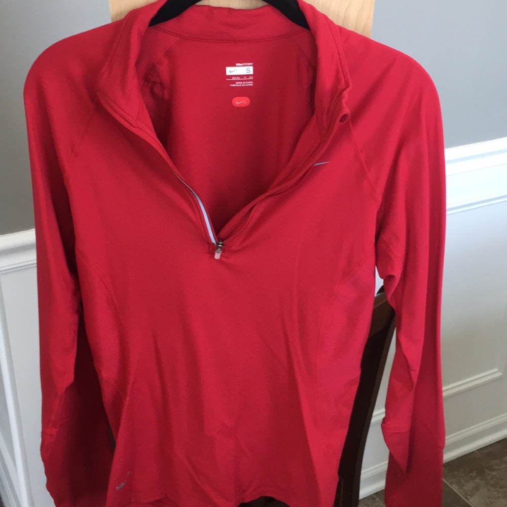 Fitted Pullover
